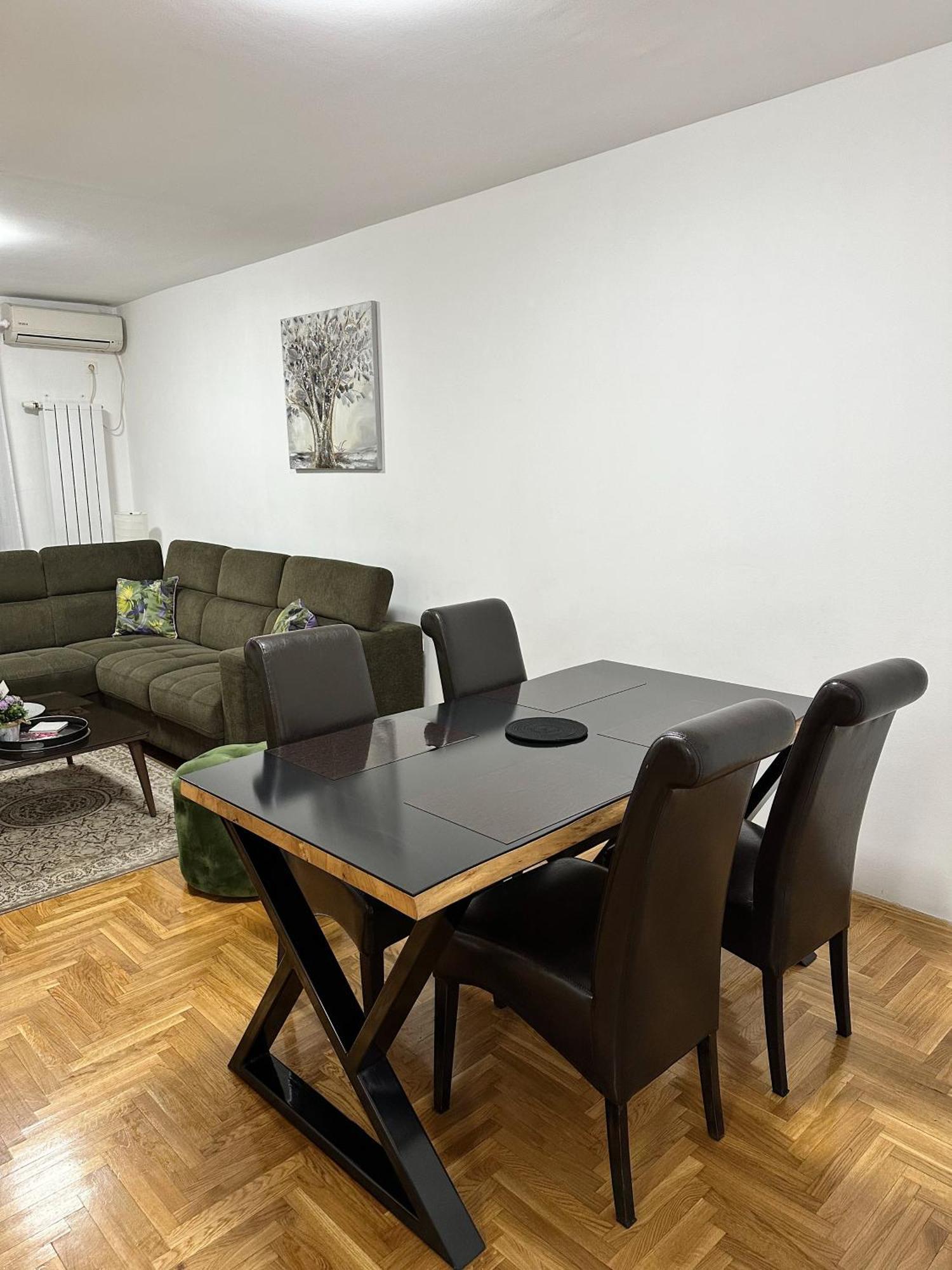 Apartman Erna ซาราเยโว ภายนอก รูปภาพ